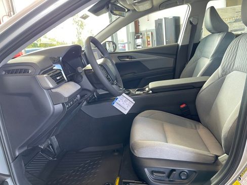 New 2026 Toyota Camry LE image 9