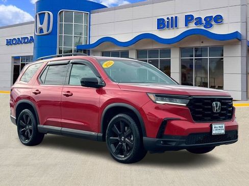 Certified 2025 Honda Pilot Black Edition image 1