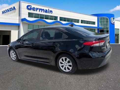Used 2025 Toyota Corolla LE FWD image 7