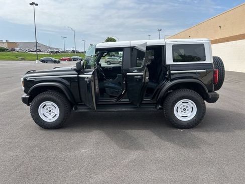 New 2026 Ford Bronco Heritage Edition AWD/4WD image 12