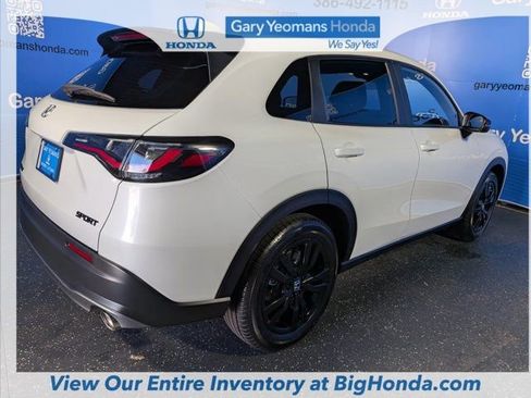 Certified 2026 Honda HR-V Sport image 7