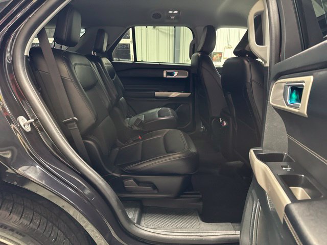 Used 2023 Ford Explorer Limited AWD/4WD image 25