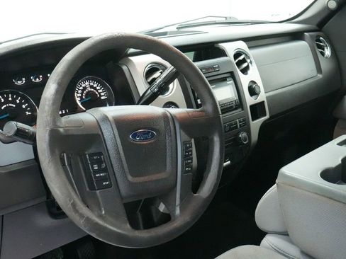 Used 2014 Ford F150 XLT w/ Trailer Tow Package image 12