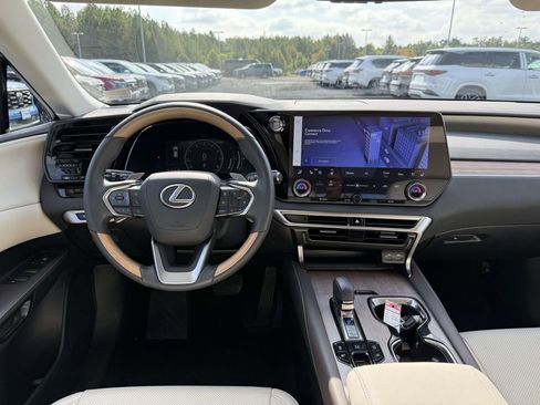 Used 2024 Lexus RX 350 Premium image 8