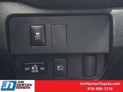 Used 2021 Toyota Tacoma SR w/ SR Convenience Package RWD image 22