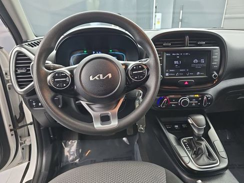 Used 2024 Kia Soul LX w/ Option Group 015 image 23