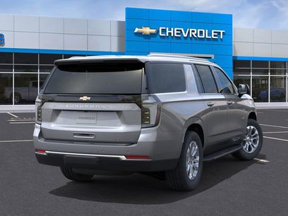 New 2026 Chevrolet Suburban LT w/ Comfort Package