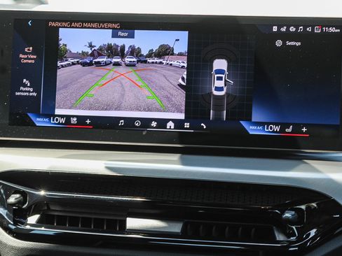 New 2026 BMW 330i Sedan w/ M Sport Package RWD image 12