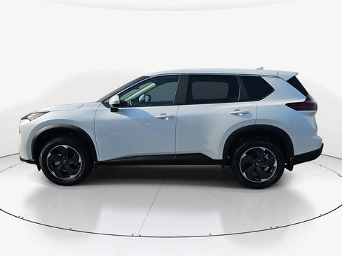 New 2026 Nissan Rogue SV FWD image 9