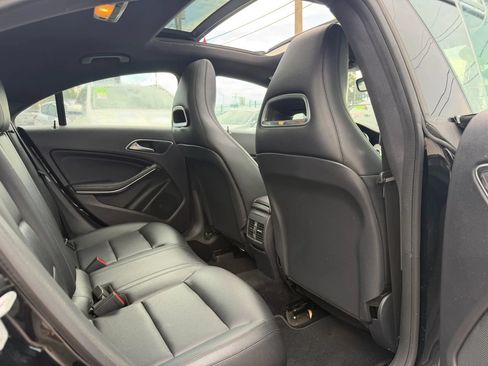 Used 2014 Mercedes-Benz CLA 250 image 12