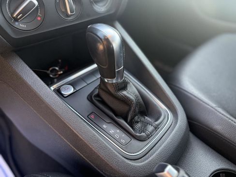 Used 2017 Volkswagen Jetta SE image 15