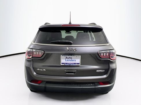 Used 2022 Jeep Compass Latitude image 6