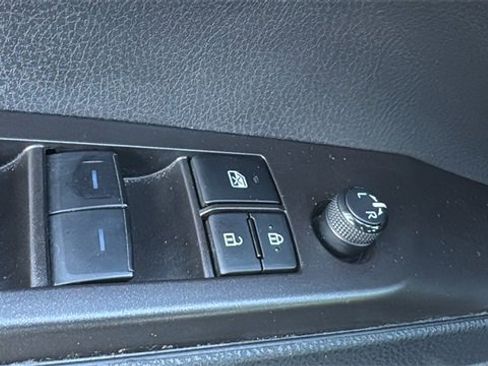 Used 2024 Toyota Camry LE image 12