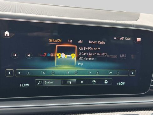 Used 2023 Mercedes-Benz GLS 63 AMG GLS 63 AMG image 35