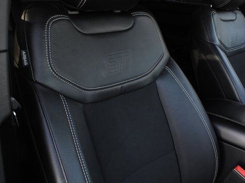 Used 2022 Ford Explorer ST image 28