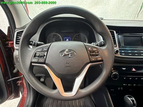 Used 2018 Hyundai Tucson SE AWD/4WD image 4