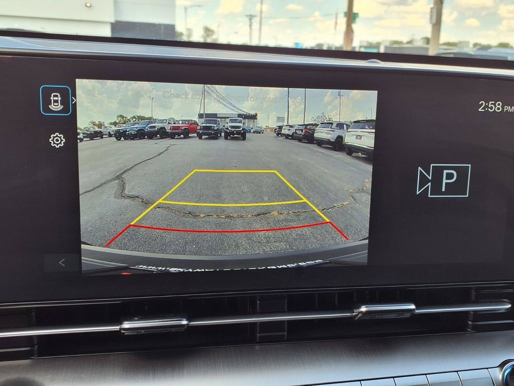 Used 2025 Hyundai Kona SEL AWD/4WD image 10