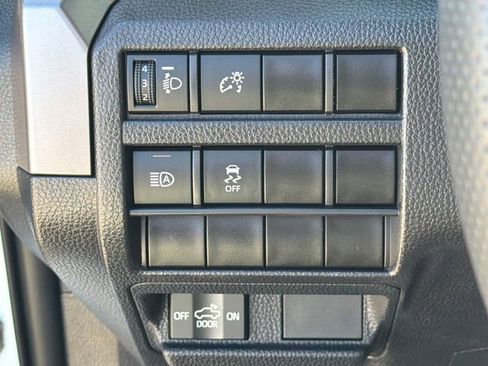Used 2024 Toyota Tacoma TRD Off-Road AWD/4WD image 23