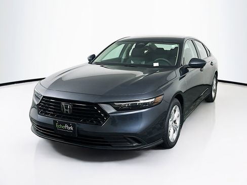Used 2023 Honda Accord LX image 3