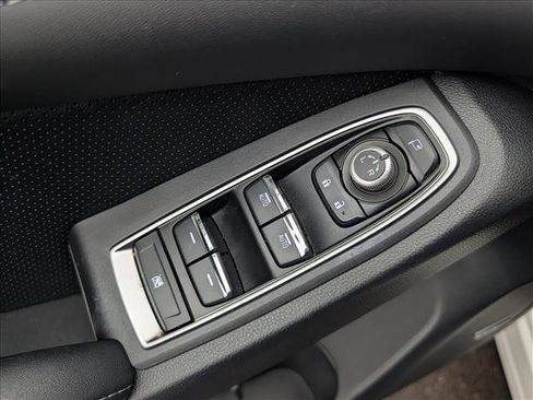 Used 2024 Subaru Ascent Touring image 34