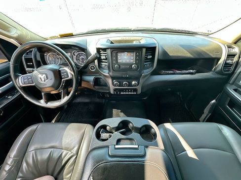 Used 2019 RAM 5500 Tradesman w/ Ambulance Prep Group RWD image 10
