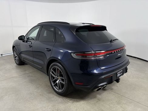 Certified 2022 Porsche Macan S w/ Premium Package Plus AWD/4WD image 3