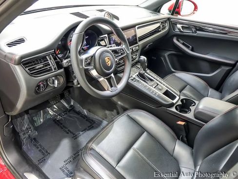 Used 2021 Porsche Macan S AWD/4WD image 10