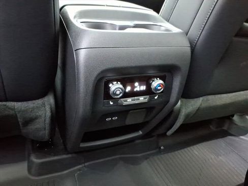 New 2026 GMC Acadia Denali w/ Super Cruise Package image 17