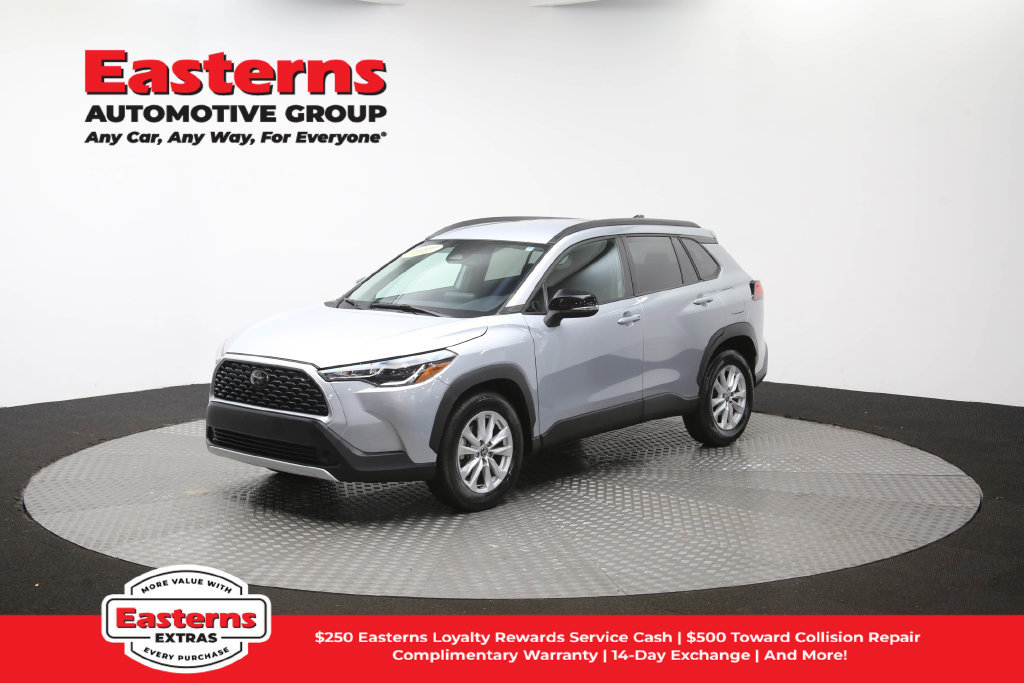 Used 2025 Toyota Corolla Cross LE FWD image 56