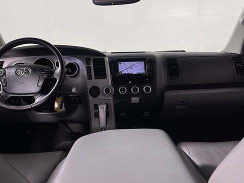Used 2008 Toyota Sequoia Platinum RWD image 14