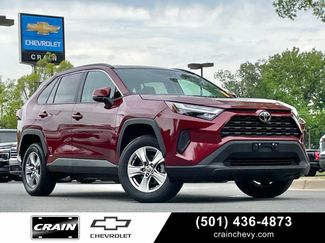 Used 2025 Toyota RAV4 XLE AWD/4WD video 1