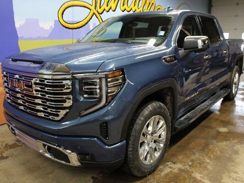 New 2026 GMC Sierra 1500 Denali w/ Technology Package image 9