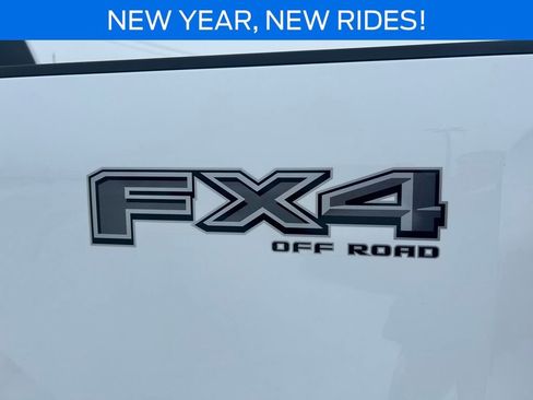 New 2026 Ford F250 Lariat w/ Black Appearance Package image 12