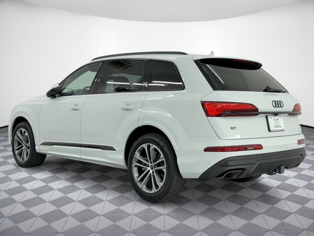 Used 2026 Audi Q7 3.0T Premium AWD/4WD image 3