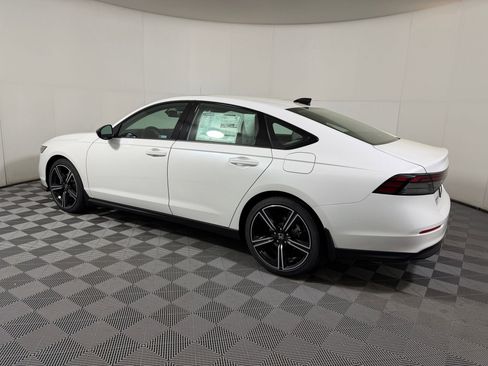 New 2026 Honda Accord SE image 2