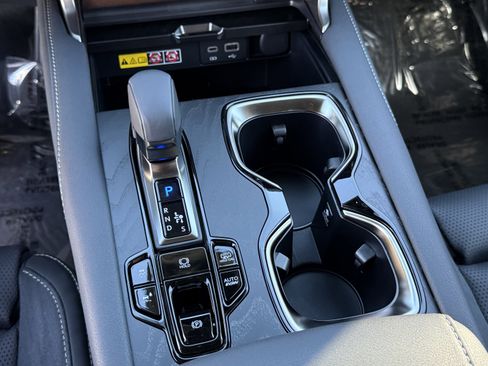 New 2026 Lexus RX 450h AWD image 23