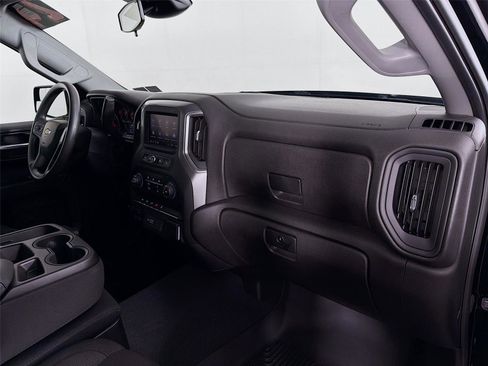 Used 2024 Chevrolet Silverado 1500 Custom image 25