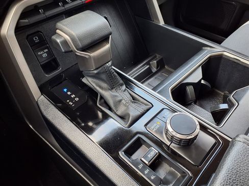 Used 2022 Toyota Tundra SR5 image 13