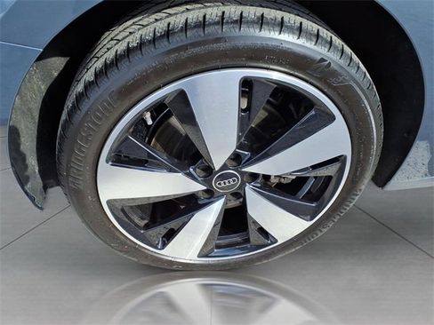 Used 2025 Audi A5 2.0T Premium Plus w/ Premium Plus image 7