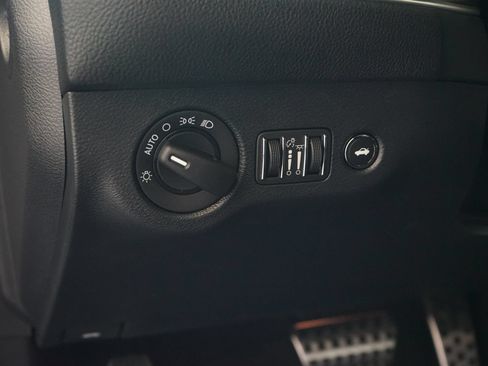 Used 2018 Dodge Challenger SRT Demon w/ Leather Front Seat Group RWD image 17