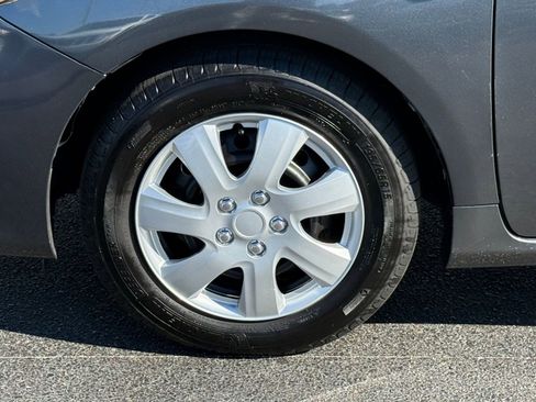 Used 2012 Toyota Corolla L image 12