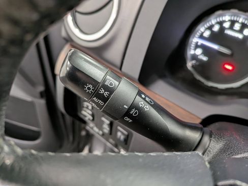 Used 2020 Toyota Tundra Limited image 17