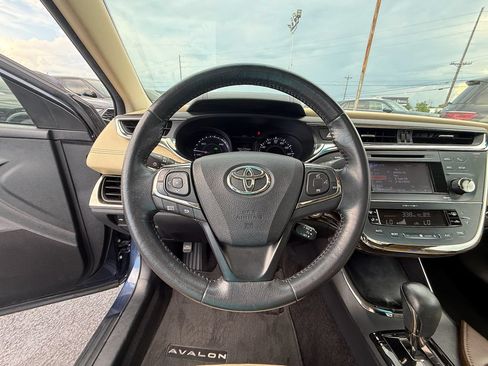 Used 2014 Toyota Avalon XLE Touring FWD image 15