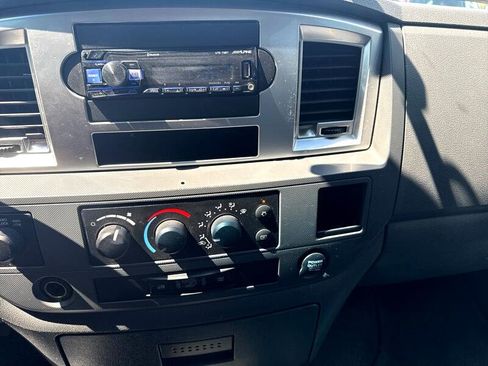 Used 2009 Dodge Ram 2500 Truck SLT w/ Popular Equipment Group image 10