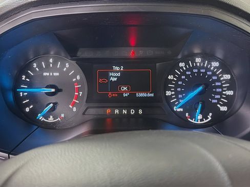 Used 2019 Ford Edge SE FWD image 15