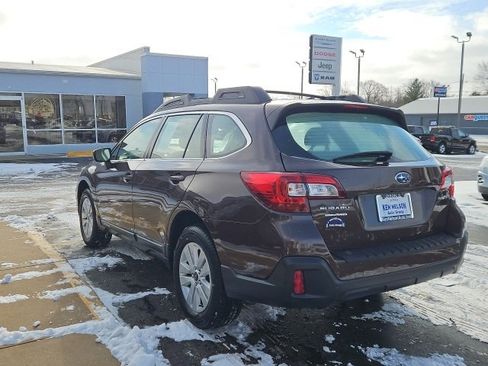 Used 2019 Subaru Outback 2.5i image 7