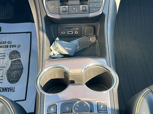 Used 2024 GMC Terrain AT4 image 20