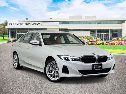 Used 2025 BMW 330i xDrive Sedan w/ Premium Package AWD/4WD image 1