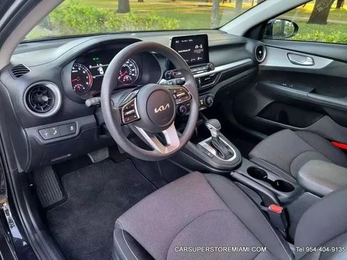 Used 2024 Kia Forte LXS FWD image 27