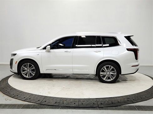 Used 2023 Cadillac XT6 Premium Luxury image 5